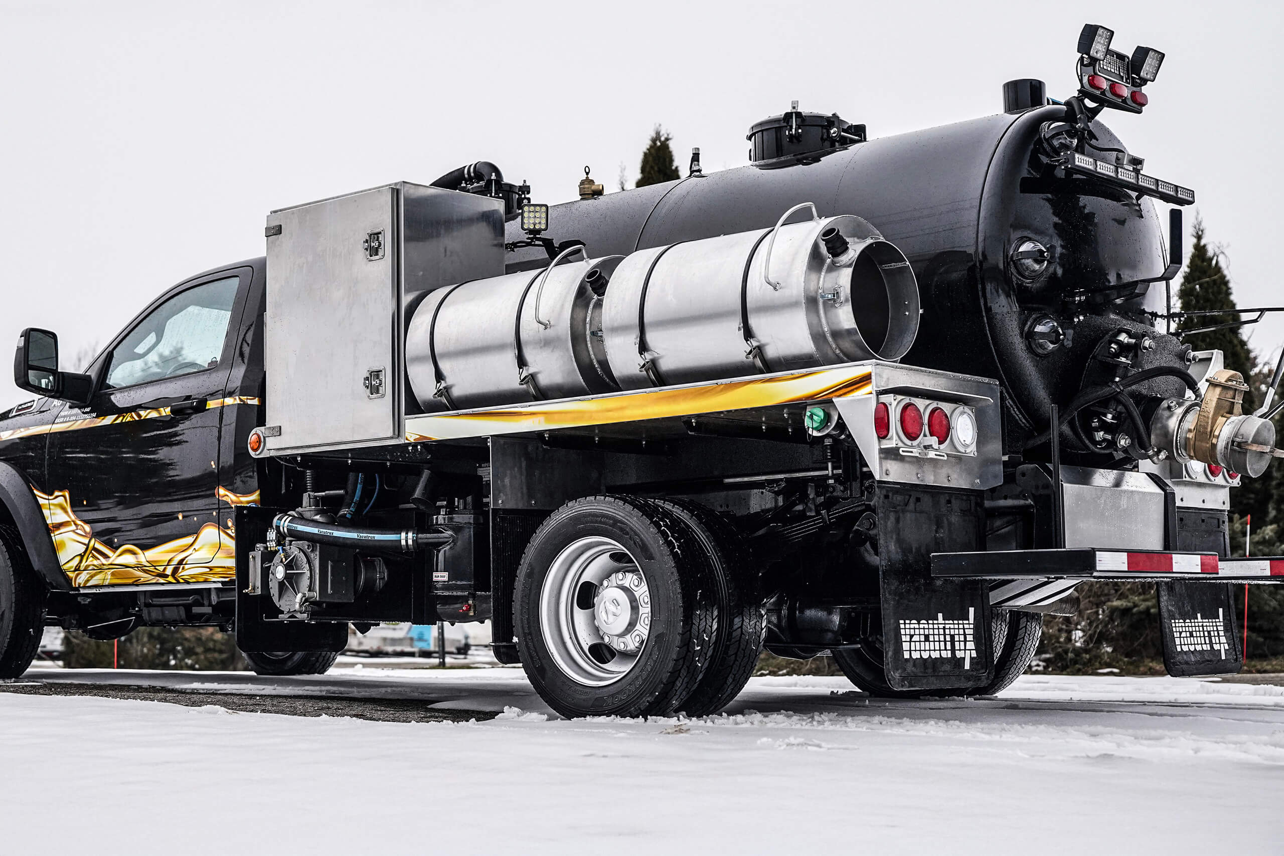 Vacutrux Biocollex - 330 IG Grease and Food-waste Truck - Black