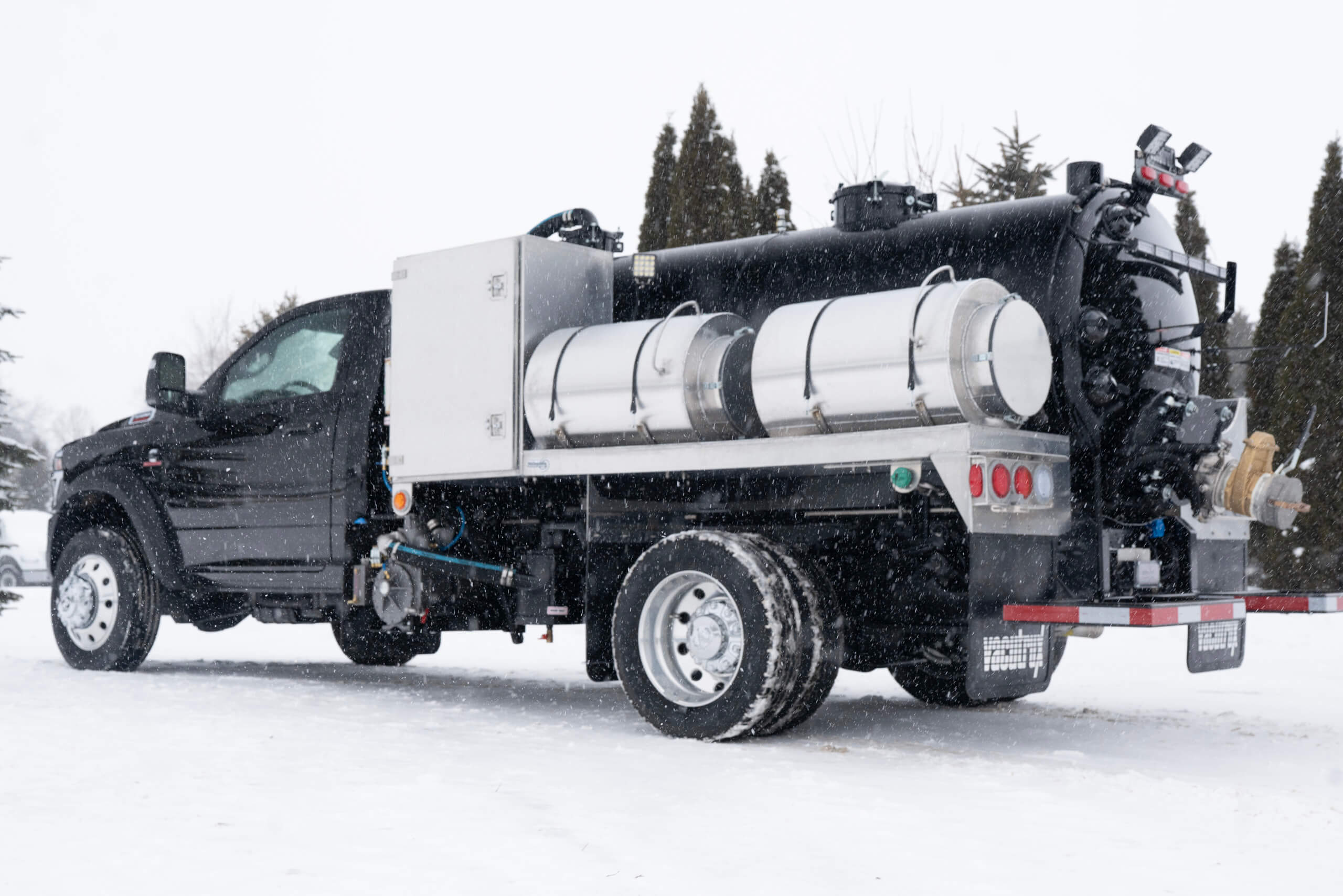 Vacutrux Biocollex - Grease and Food-waste Truck w/ Mountable Vacuum Drums